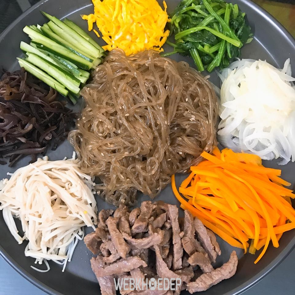 Miến trộn Hàn Quốc - thực đơn ăn kiêng phổ biến ở Hàn