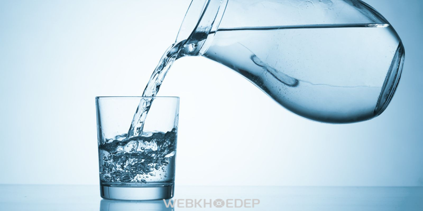 Nước giúp thanh lọc cơ thể và giúp vóc dáng trở nên thon gọn
