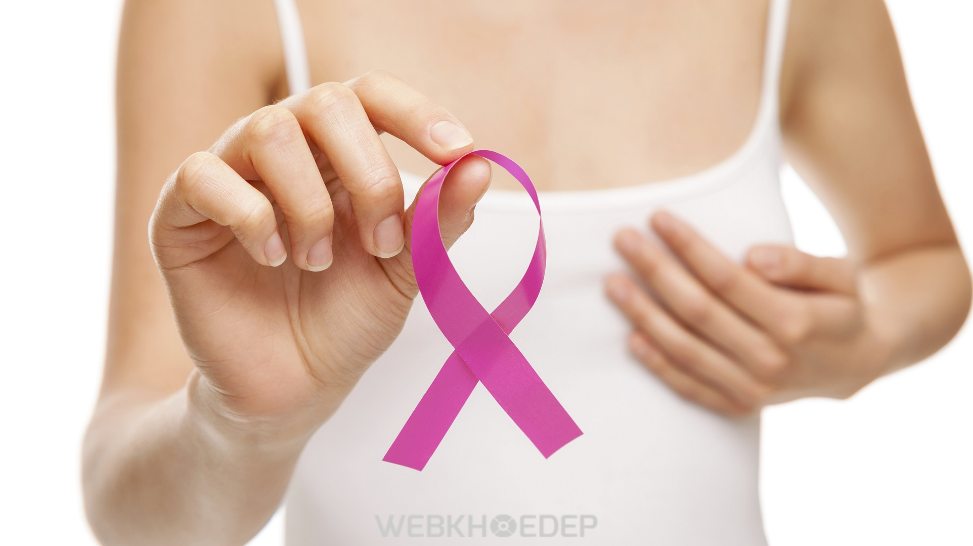 Phụ nữ thường dễ mắc phải ung thư vú ở độ tuổi ngoài 40