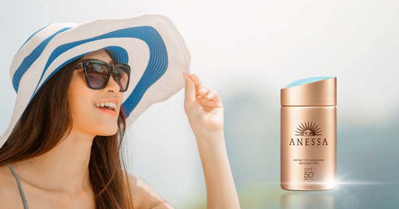 Review kem chống nắng Anessa Perfect UV Sunscreen Mild Milk giá 500k có tốt không