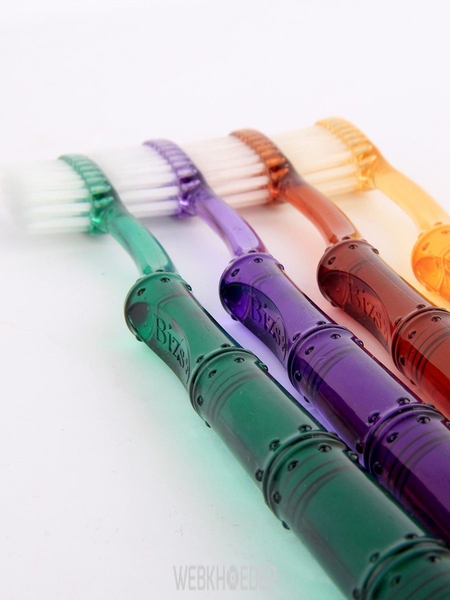Bàn chải đánh răng Bizs+ Bamboo là một trong những sản phẩm được các chuyên gia nha khoa khuyên dùng để chăm sóc răng miệng hằng ngày
