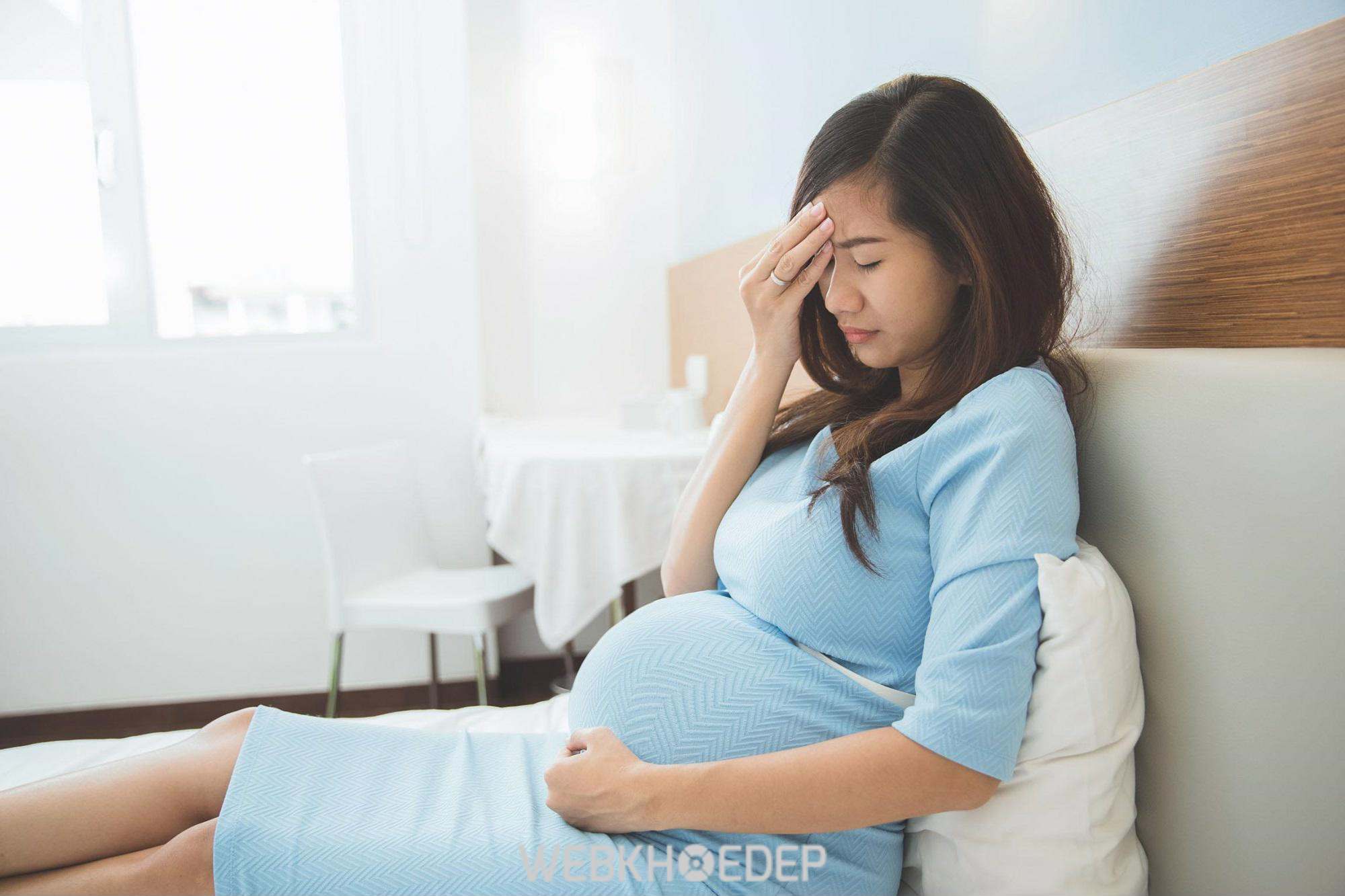 Căng thẳng mệt mỏi trong giai đoạn thai kỳ của mẹ cũng là nguyên nhân gây tự kỷ ở bé 