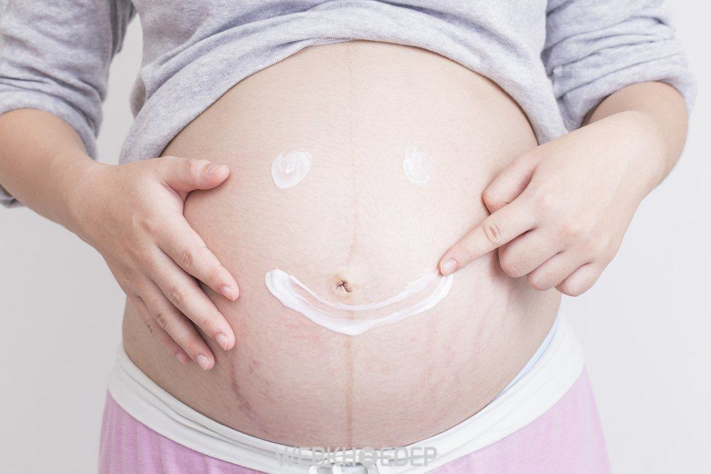 Người mẹ mắc u nang buồng trứng cần phải thường xuyên theo dõi tình trạng sức khỏe của bản thân